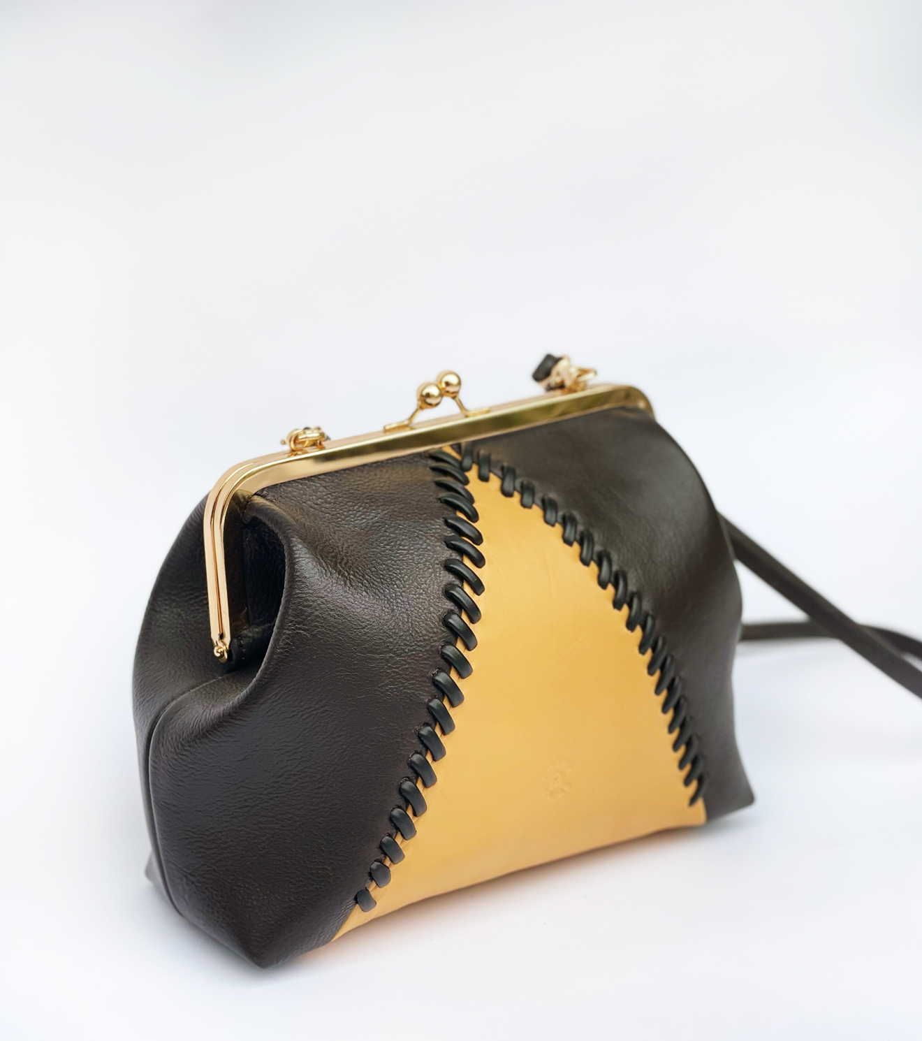 Honeybunch Leather clutch