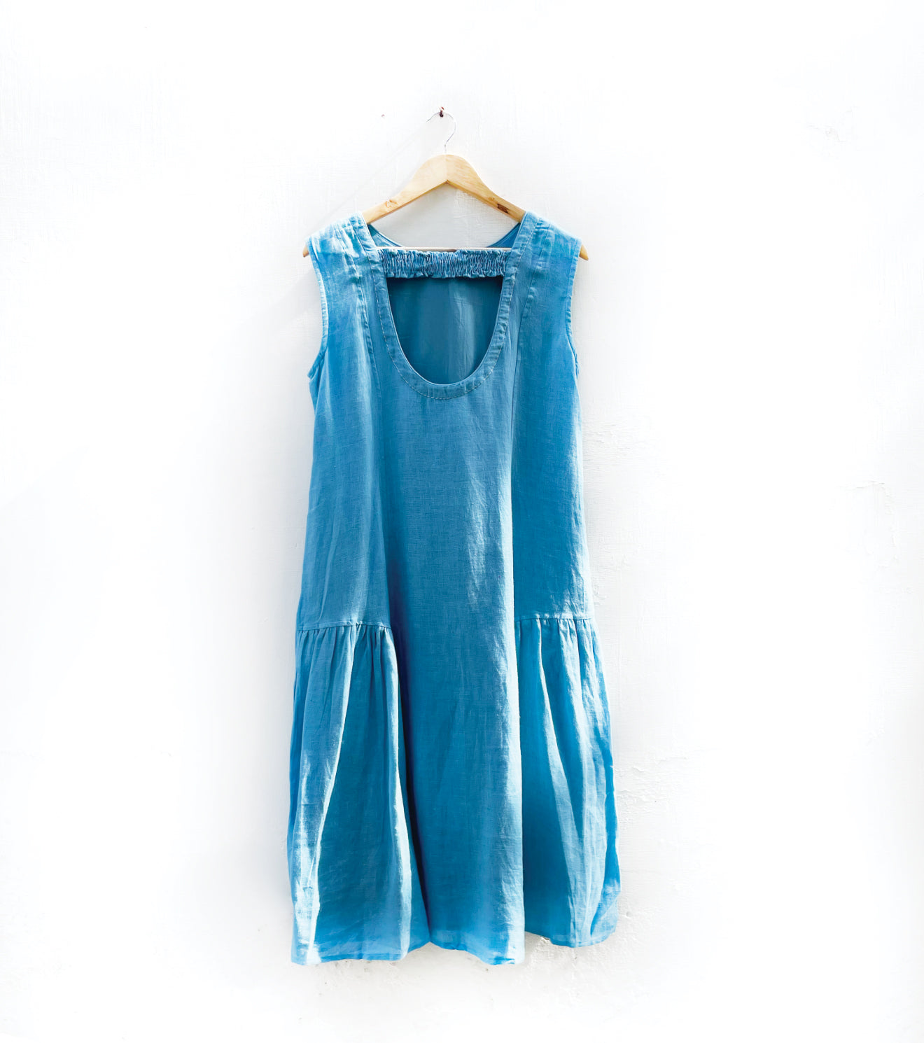 Sky sleeveless linen dress