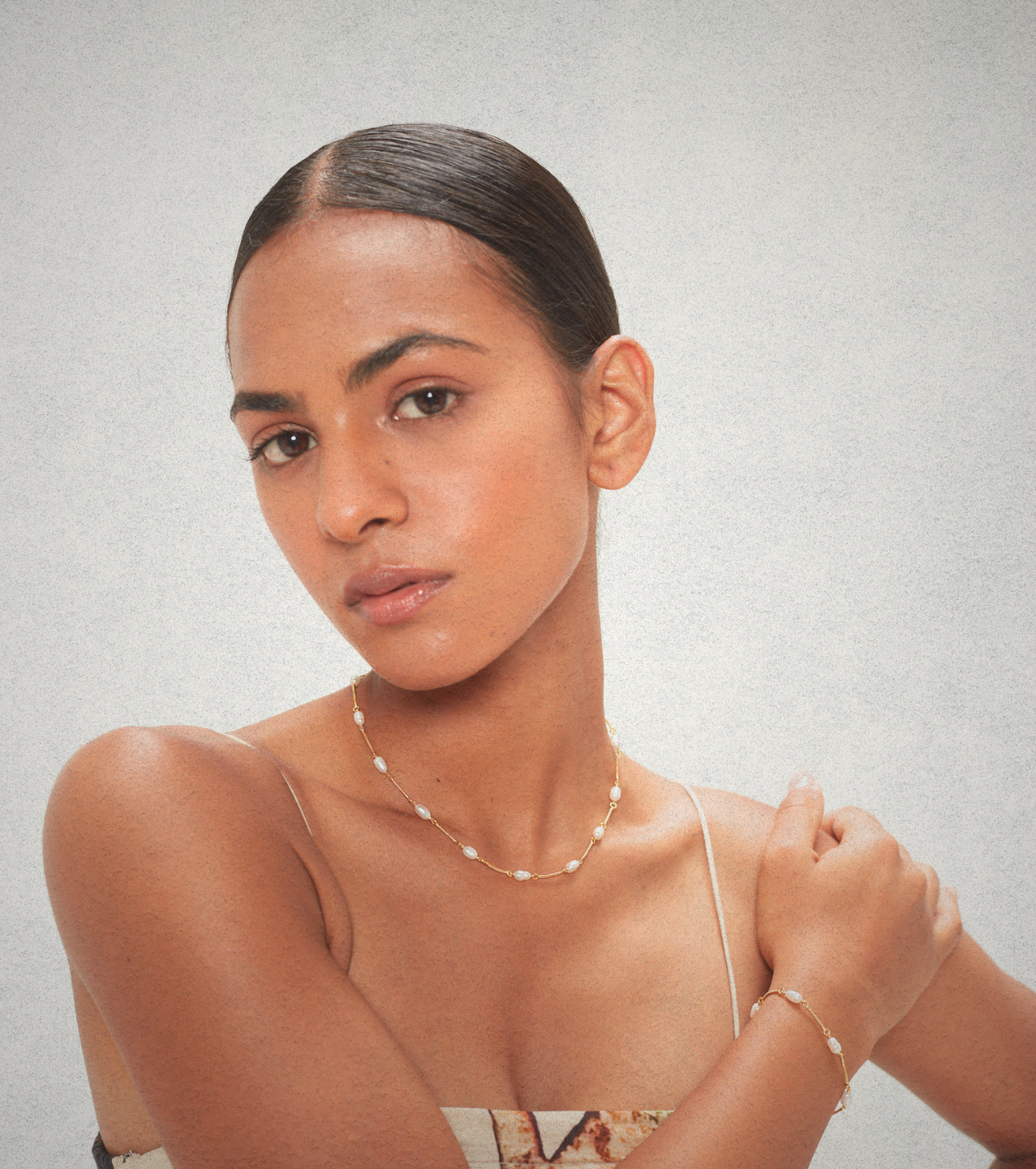 Celune Necklace