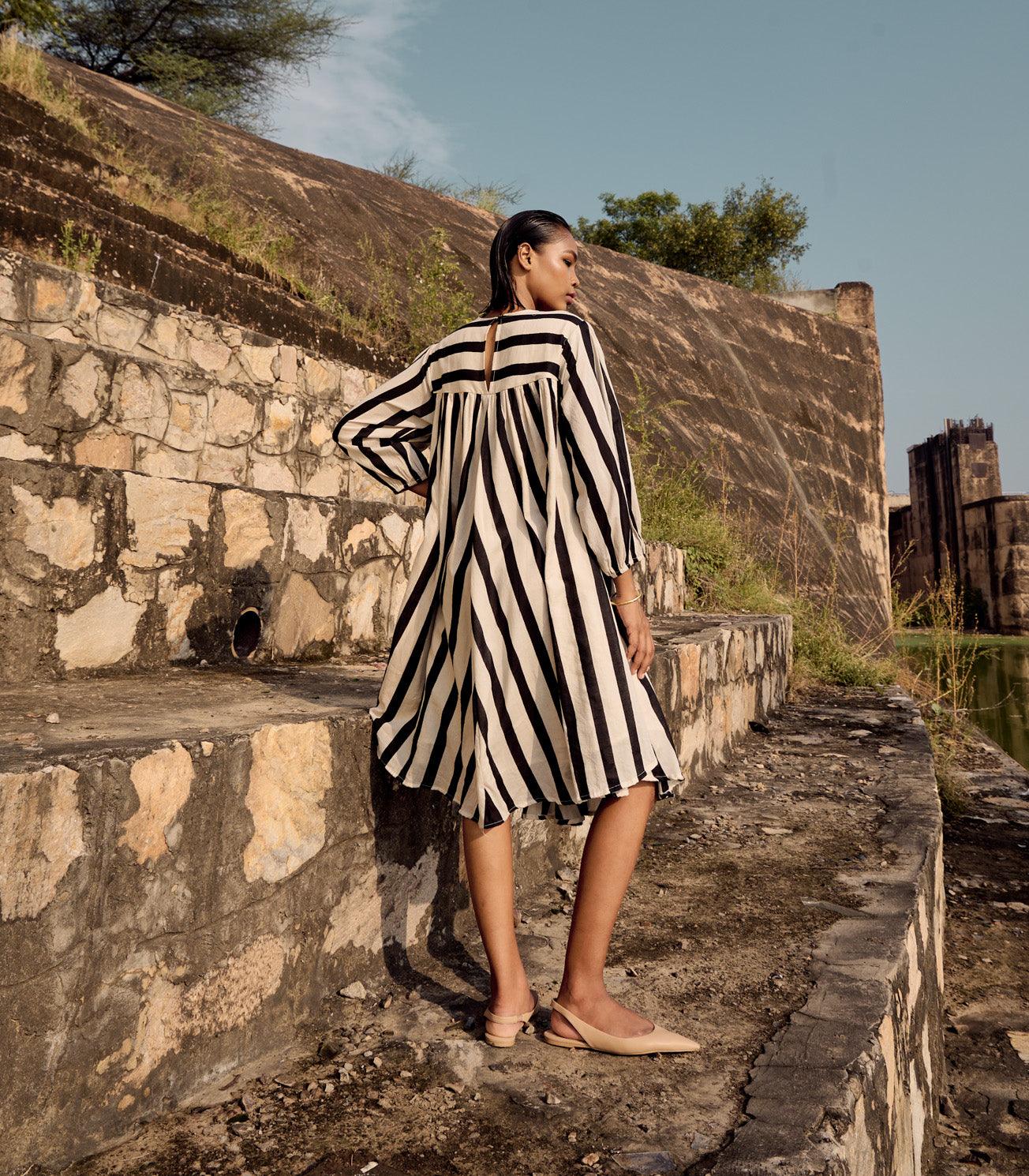 Emu dress - Khara Kapas