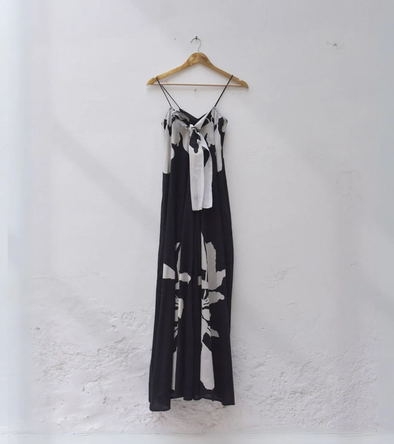 Black tree jumpsuit - Khara Kapas