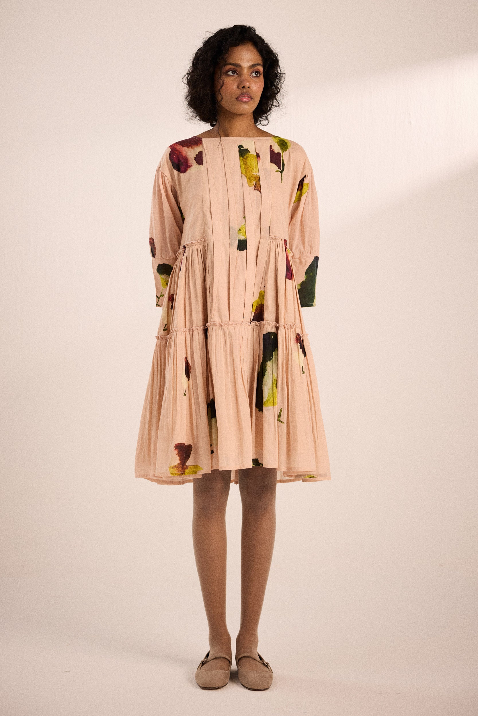 Blush flora