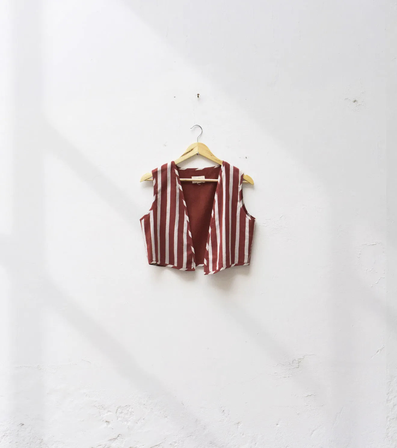 Red Stripe crop - Khara Kapas