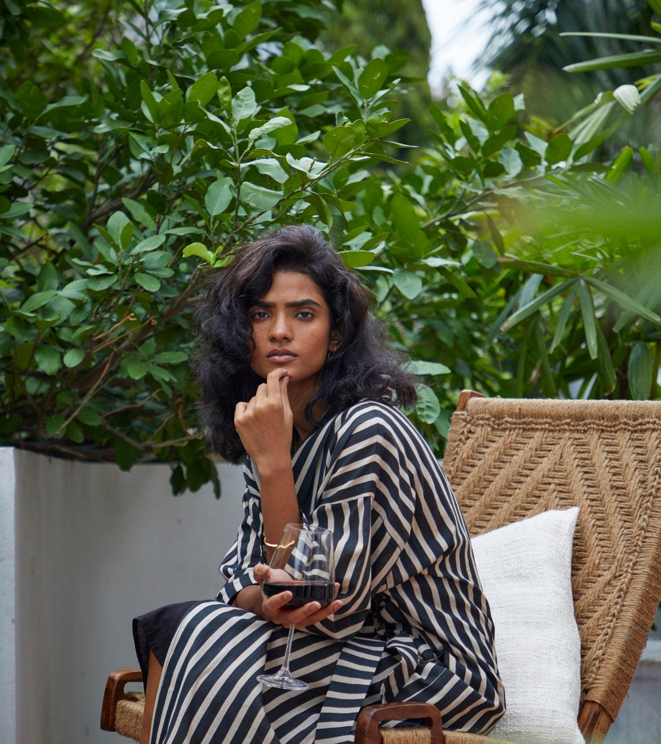 Smoke overlay robe - Khara Kapas