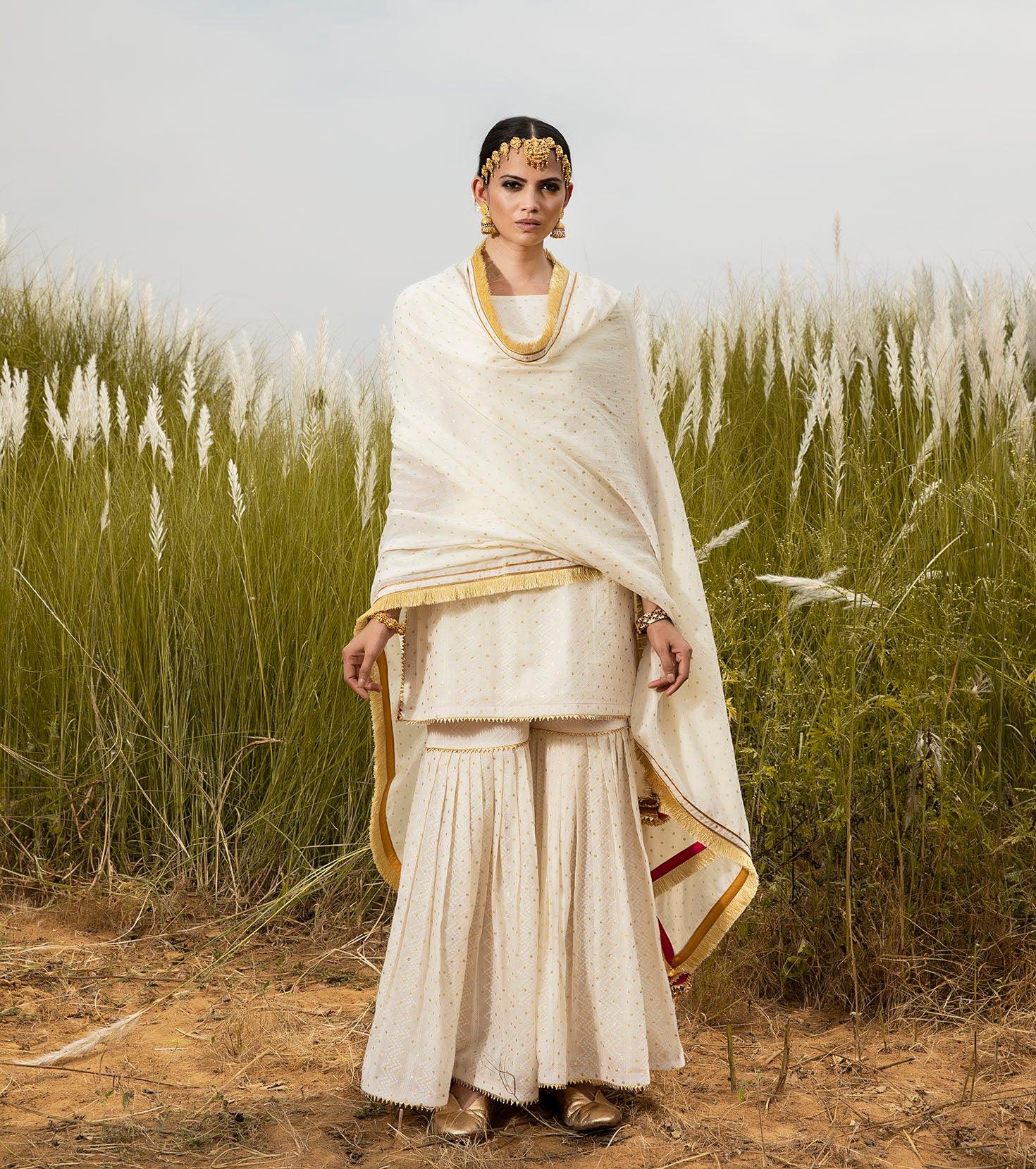 Shubhra Vesh - Khara Kapas