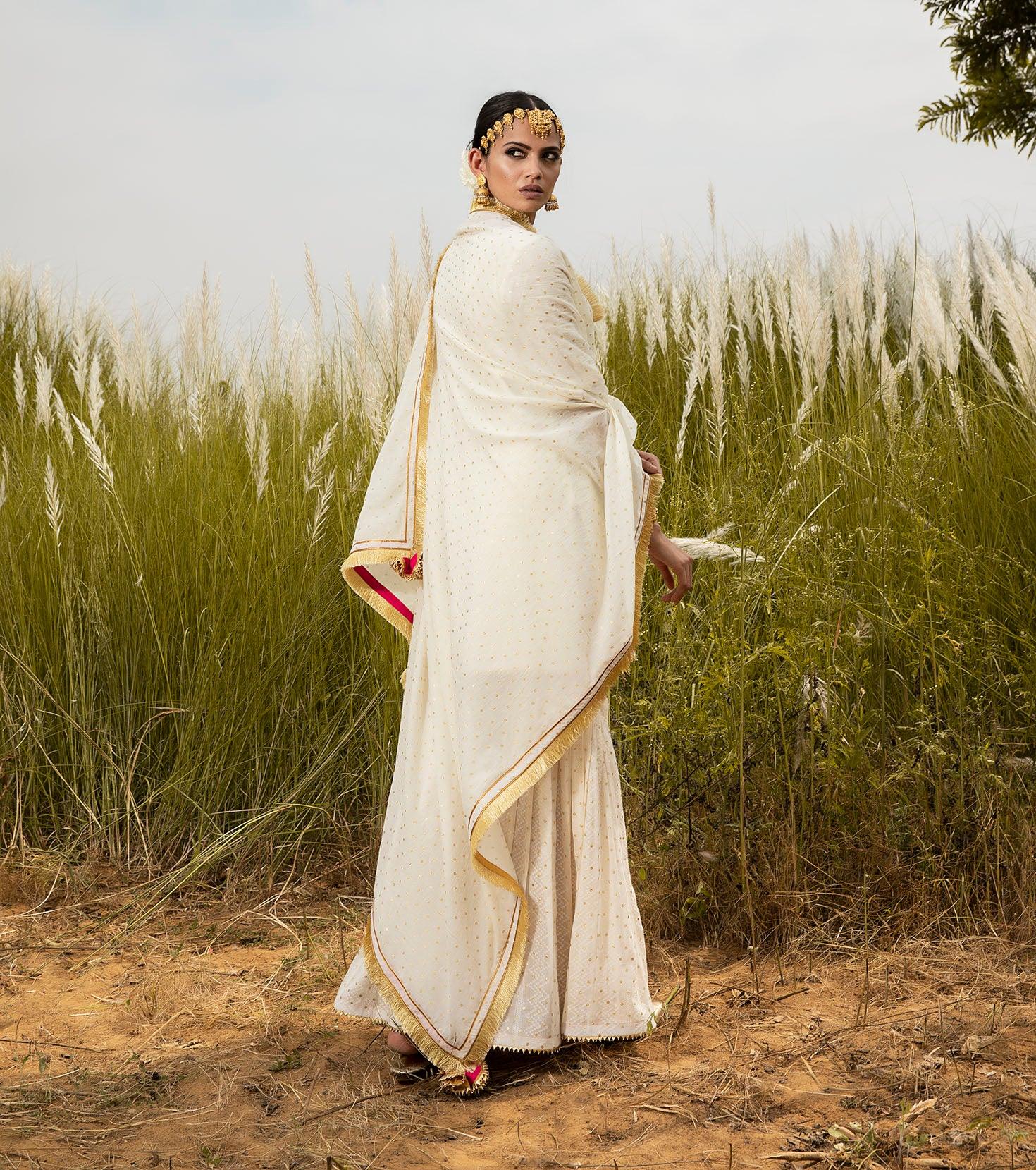 Shubhra Vesh - Khara Kapas