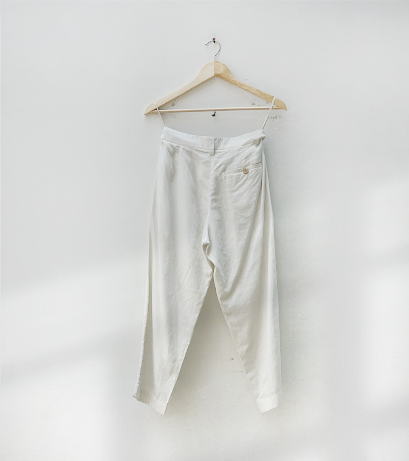 Minimal Dawn Pants
