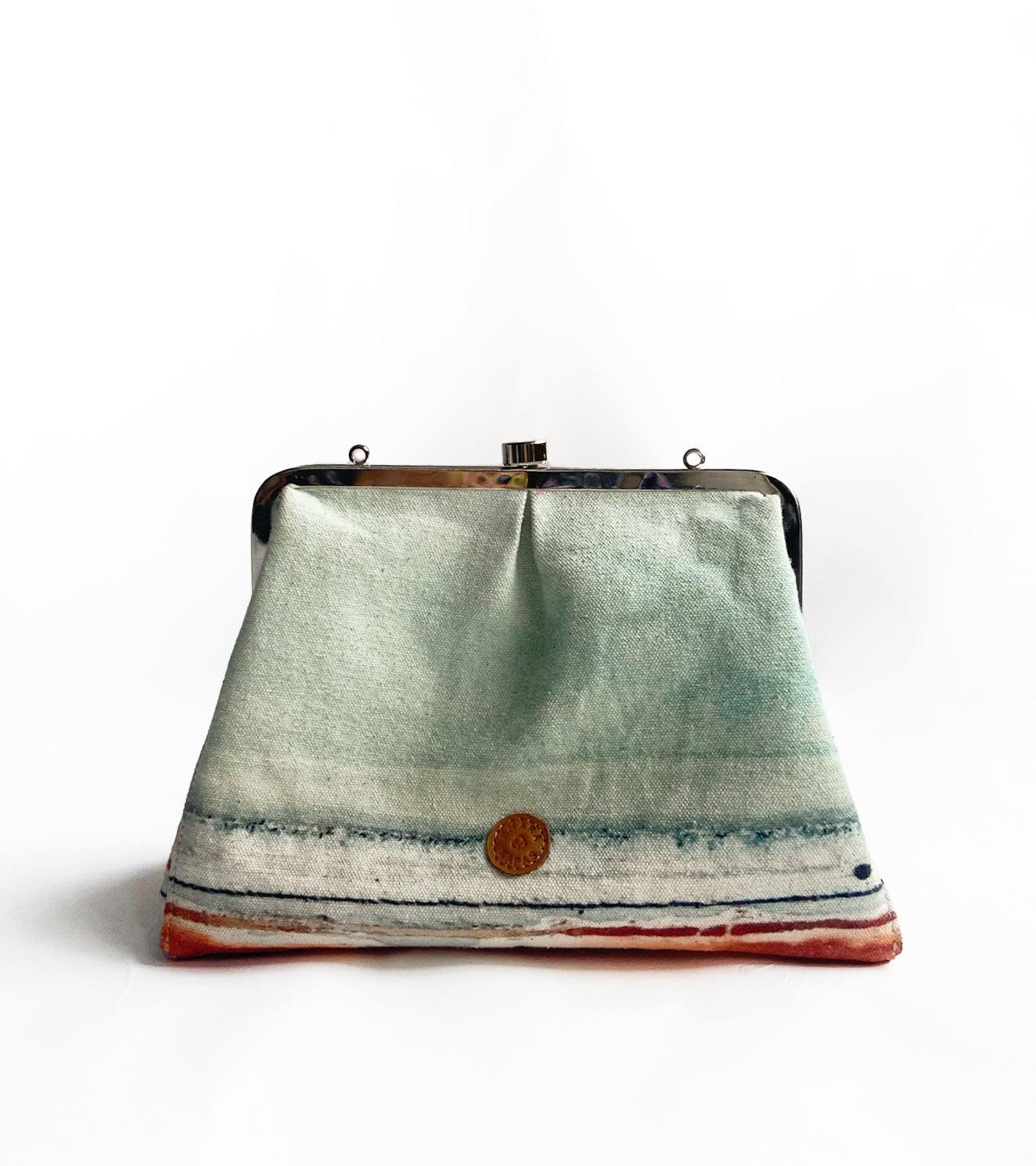 Sea shore clutch - Khara Kapas