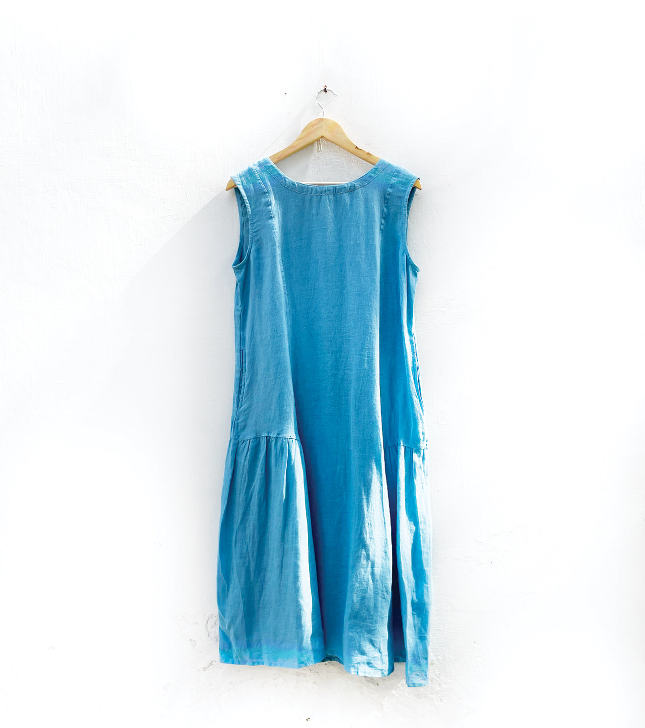 Sky sleeveless linen dress