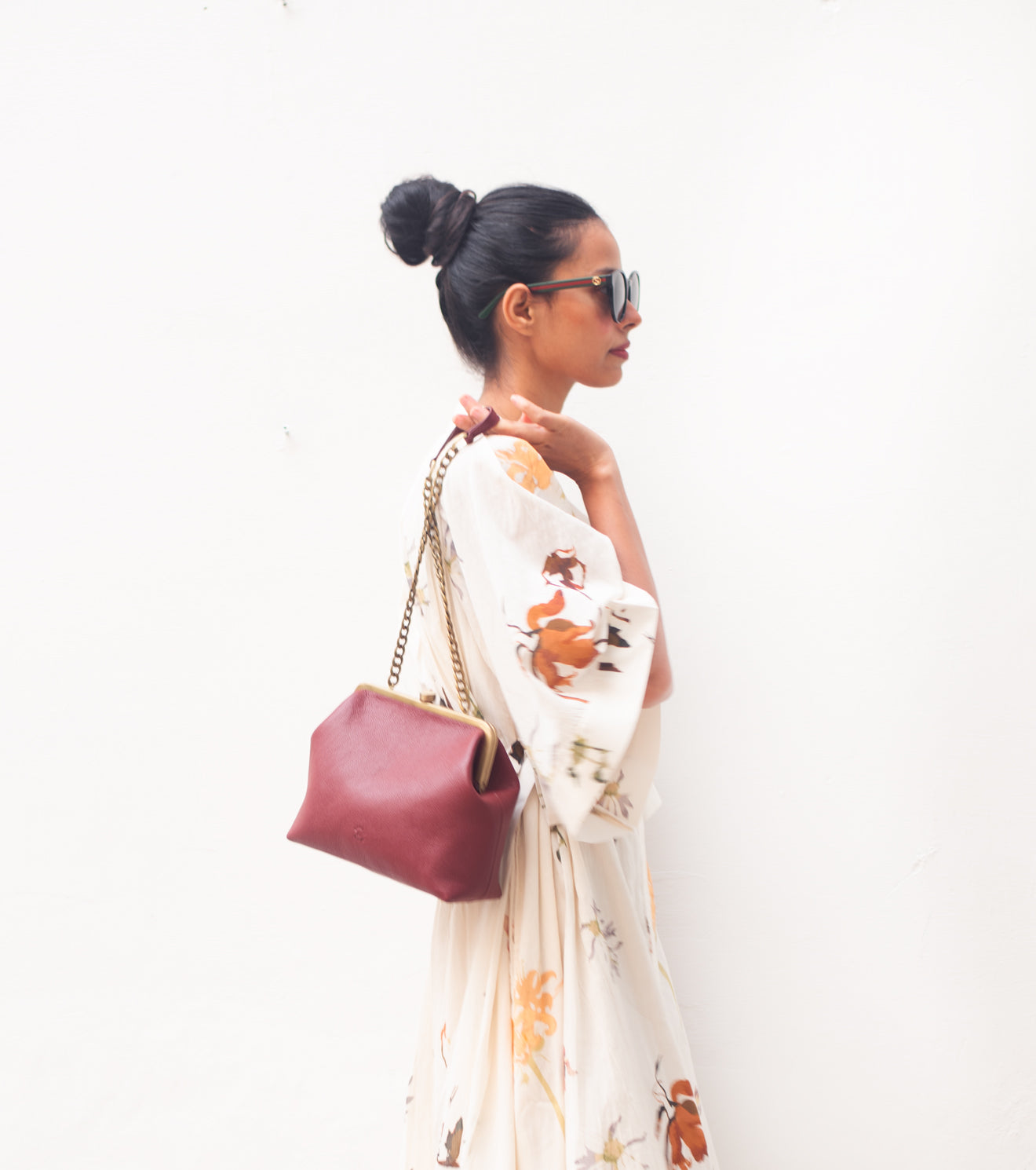 Bordeaux muse clutch