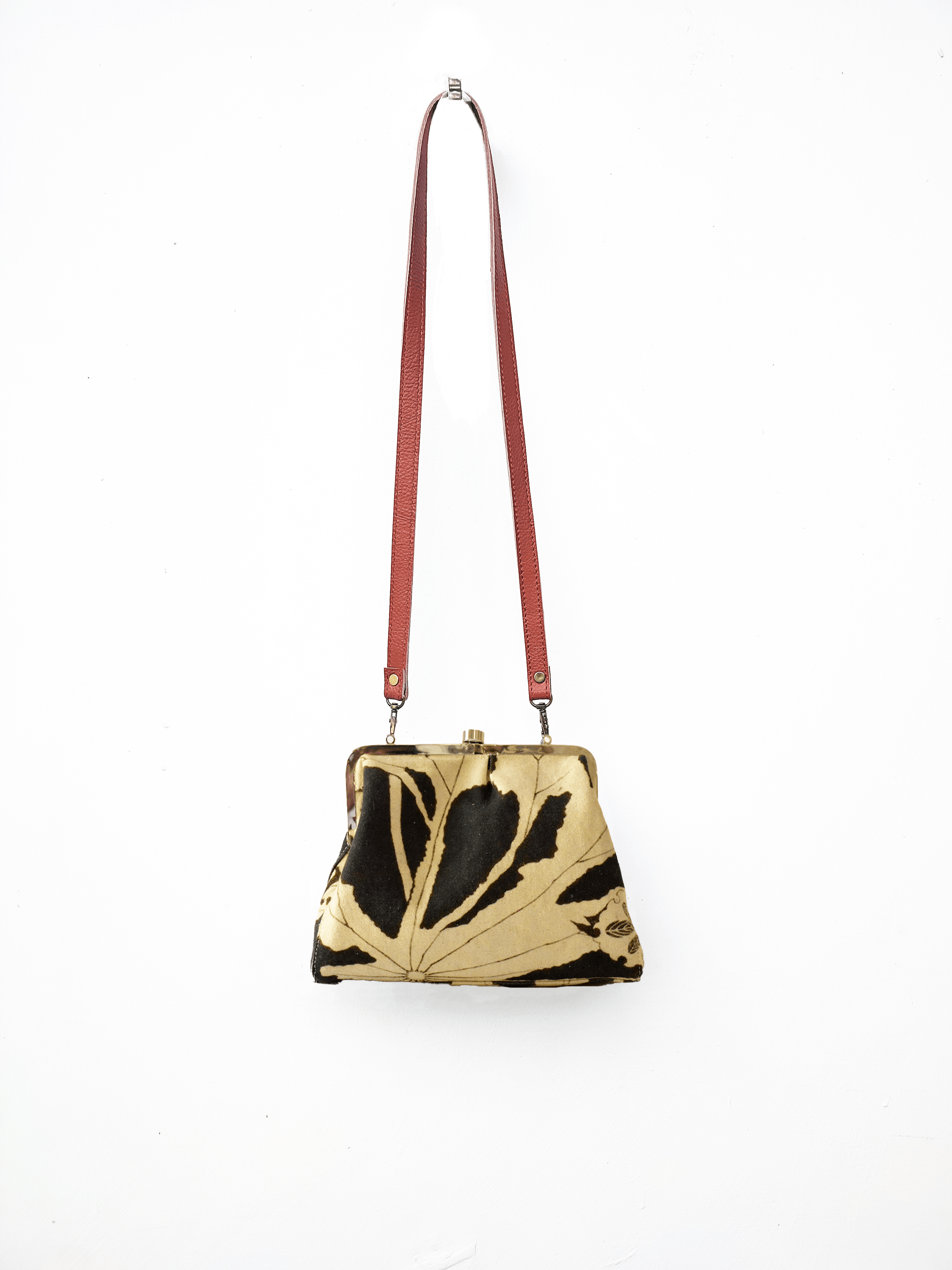 Bonsai clutch - Khara Kapas