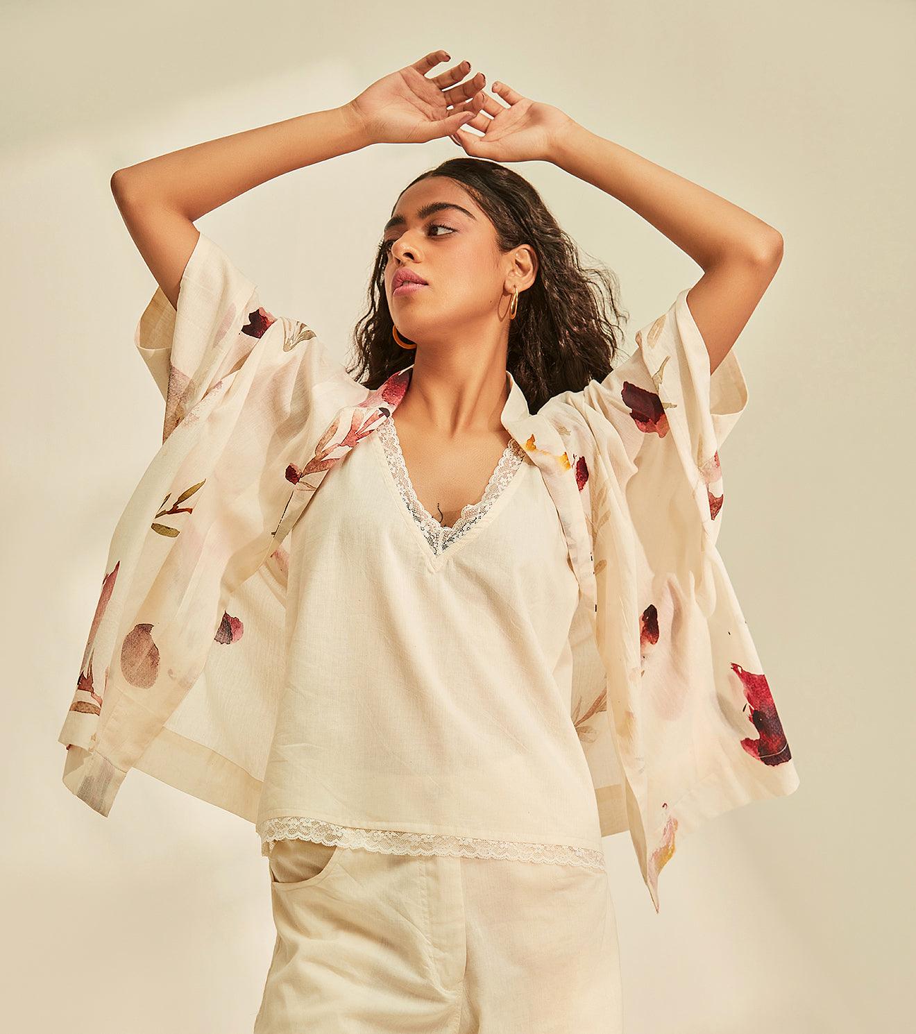 Blossom cape - Khara Kapas