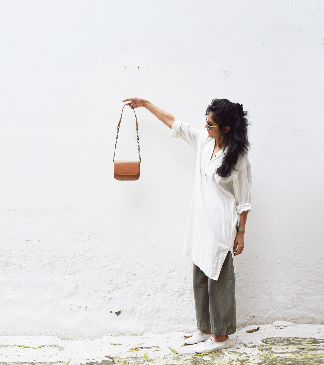 Mocha mini crossbody - Khara Kapas