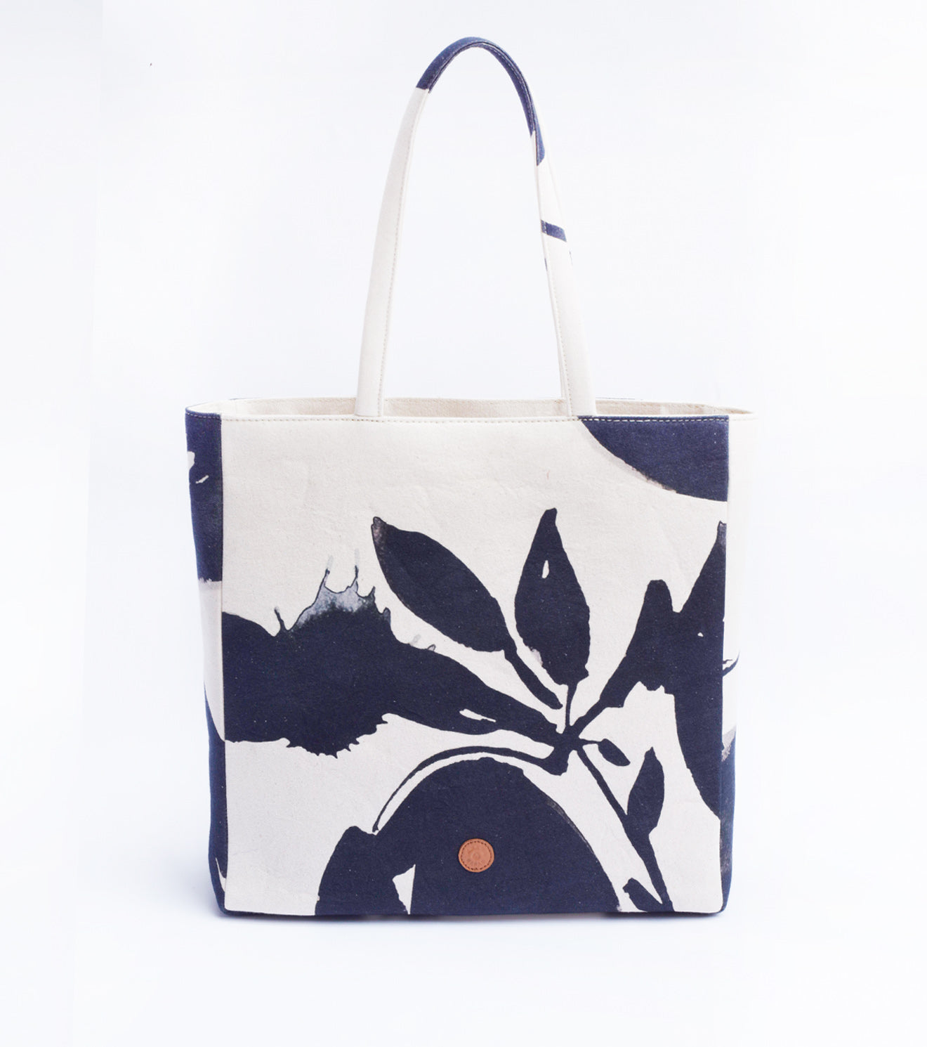 Black phoebe tote