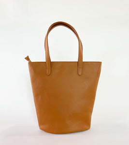 Chestnut handbag - Khara Kapas