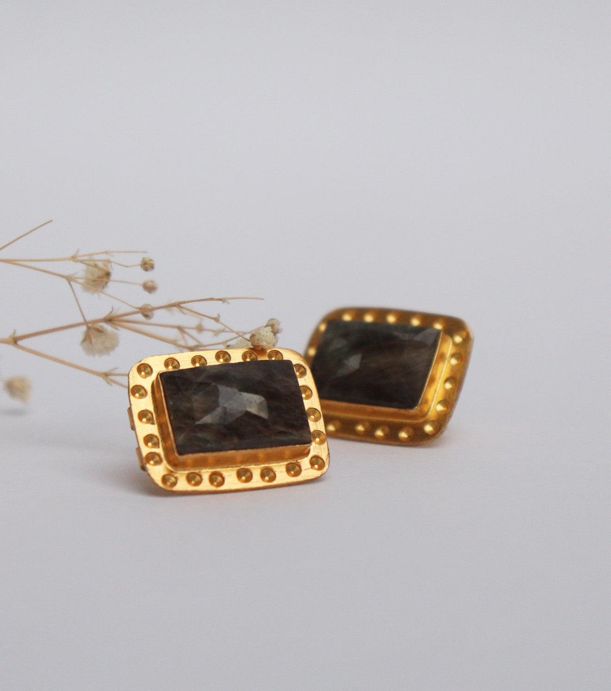 Charcoal Love studs - Khara Kapas