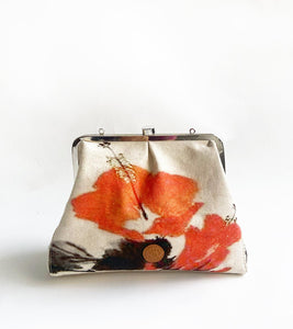 Hibiscus clutch - Khara Kapas