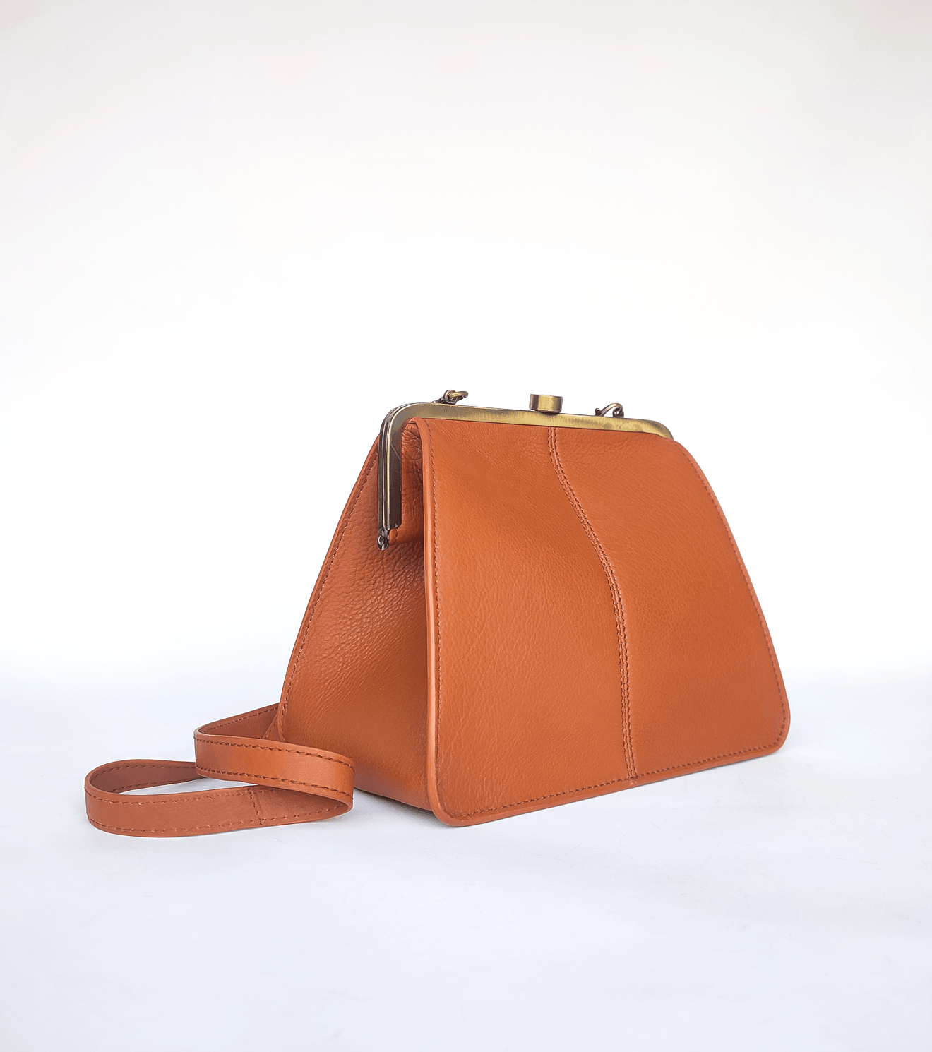 Chestnut clutch - Khara Kapas