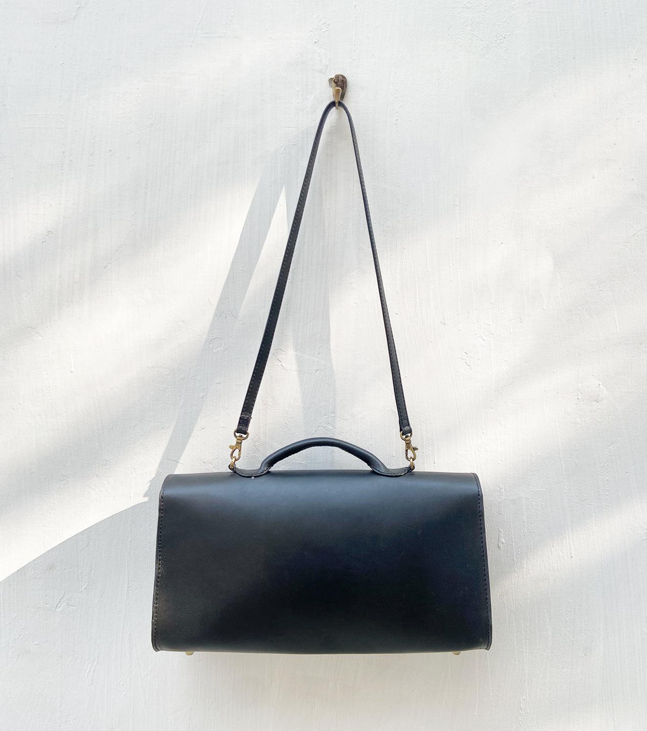 Ebony messenger bag - Khara Kapas