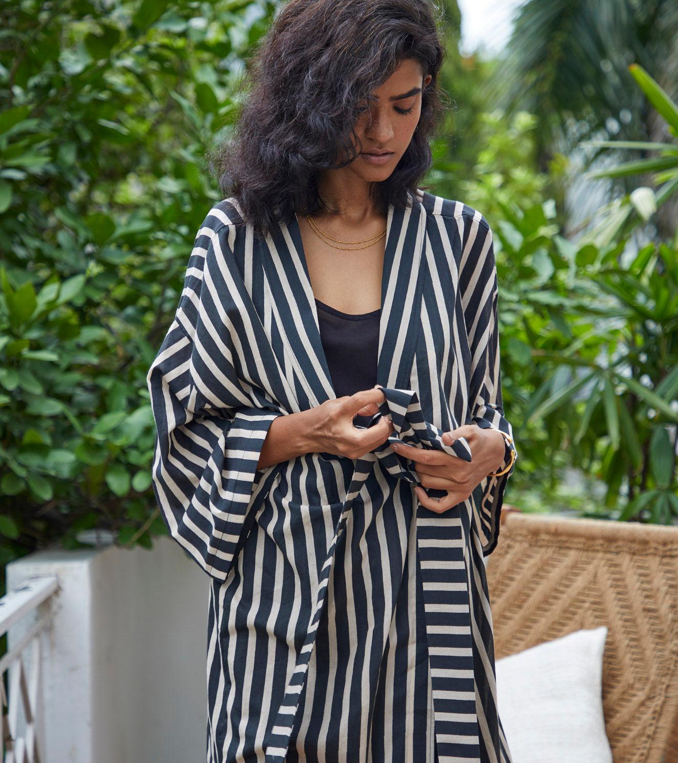 Smoke overlay robe - Khara Kapas
