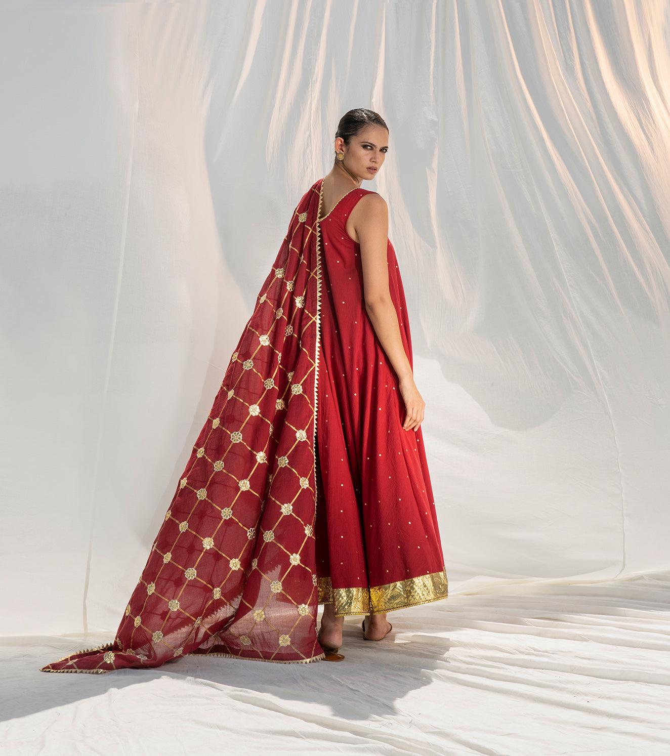 Saanvi Jaal dupatta - Khara Kapas