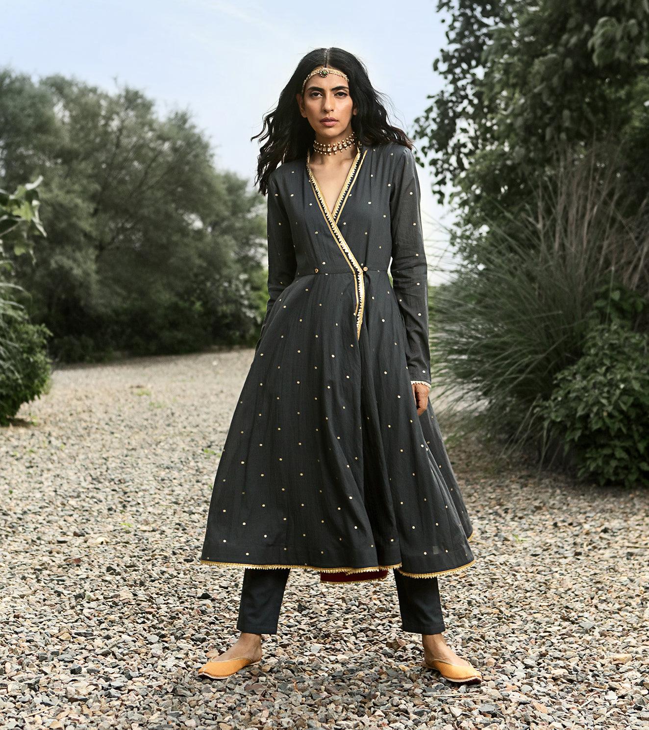 NAZNEEN - Khara Kapas