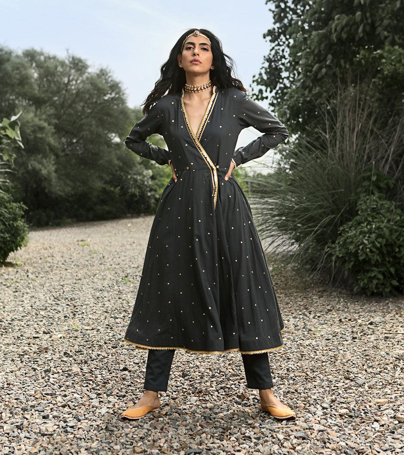 NAZNEEN - Khara Kapas